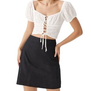 URBAN ROMANTICS Vintage White Eyelet Puff Sleeve Crop Top with Tie Front Size M